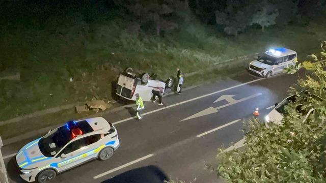 Samsun da hafif ticari ara&ccedil; kaza yaptı 5