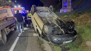 Samsun'da hafif ticari araç kaza yaptı