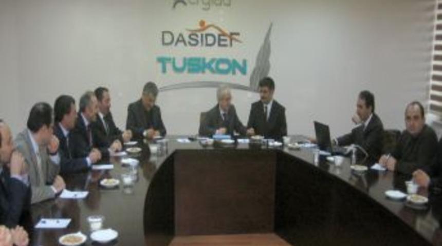 ET&Uuml; Rekt&ouml;r&uuml; Yaylalı: 2012'de akademik takvimi başlatacağız