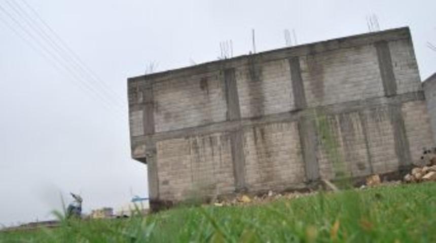 Birinci sınıf tarım arazisinde artan yapılaşma Suru&ccedil; Ovası'nı yok ediyor