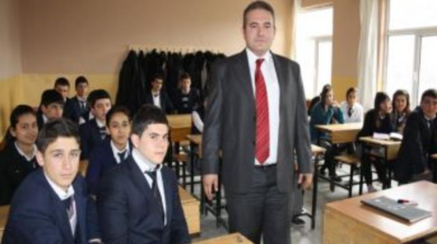 Anadolu lisesi &ouml;ğrencileri il&ccedil;e protokol&uuml;n&uuml;n derslerini beğendi