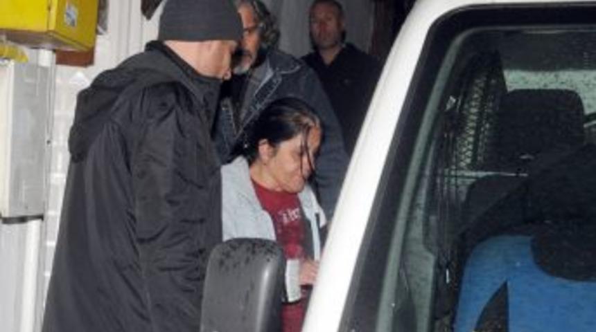 Oğlunun d&uuml;ğ&uuml;n parasını harcayan kadın, gasp yalanı kurdu