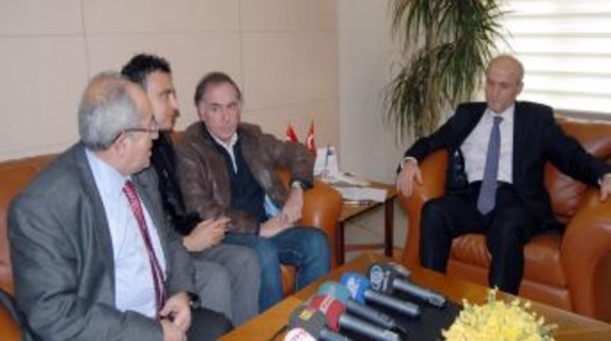 G&ouml;rme Engellilerden Vali Bilici&rsquo;ye ziyaret