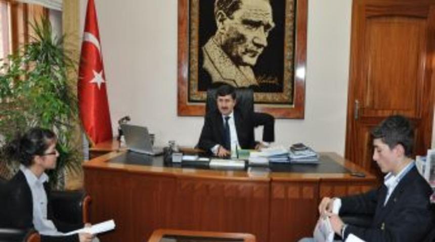 &Ccedil;ocuk hakları temsilcileri Amasya Valisi &Ouml;z&rsquo;e rapor verdi