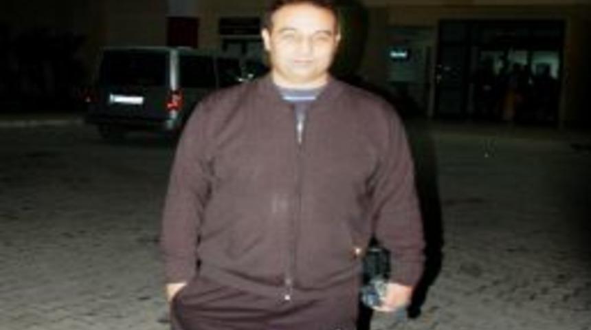 Cihan muhabiri anne ve &ccedil;ocuğunu boğulmaktan kurtardı