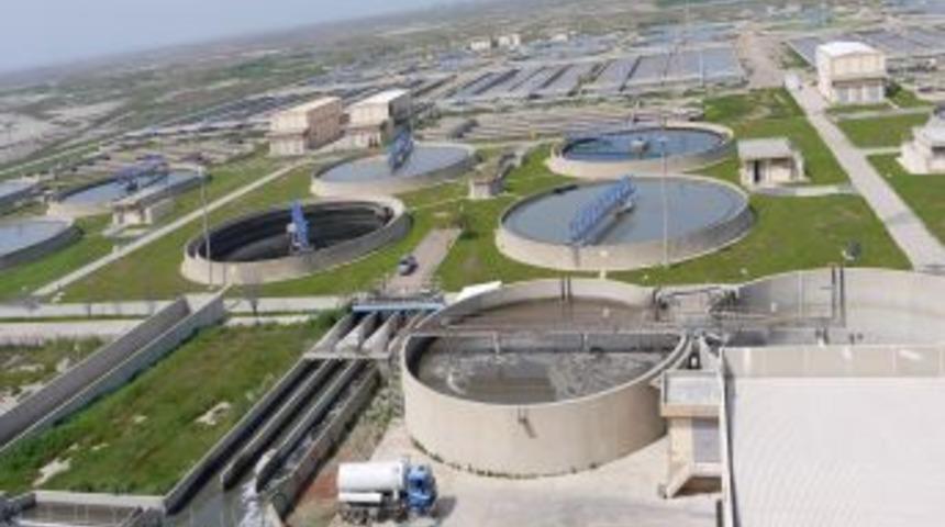 İzmir'de &ccedil;amur &ccedil;&uuml;r&uuml;tme ve kurutma tesisinin imzaları atılıyor