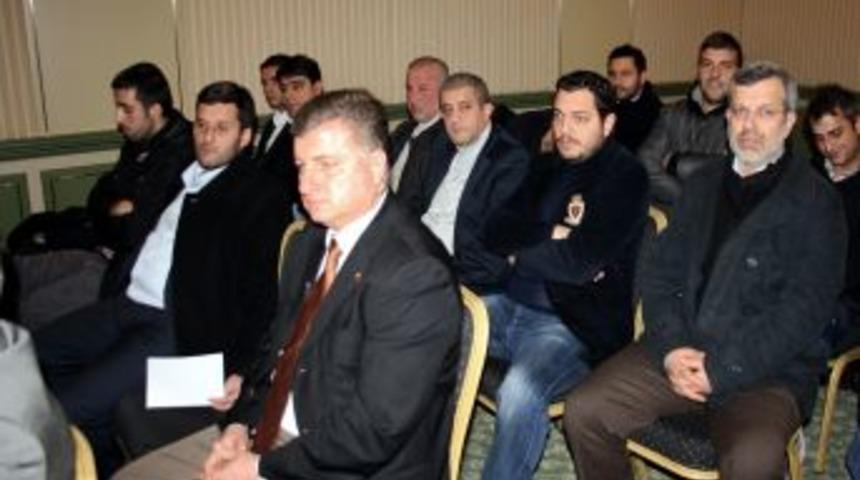 Bursaspor taraftarları, yasaların sadece kendilerine uygulandığını d&uuml;ş&uuml;n&uuml;yor