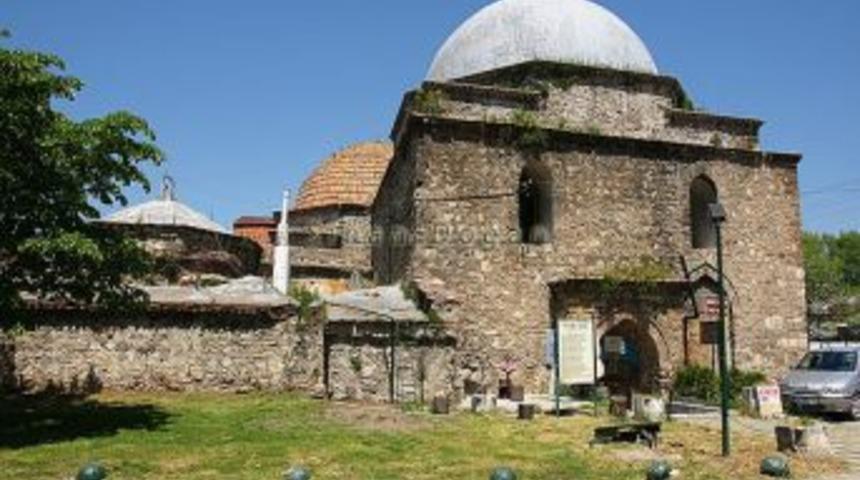 Tarihi II. Murat Hamamı restore edilerek hizmete girdi