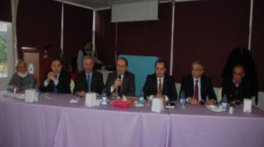 İzmir İl Genel Meclisi AK Parti grubu muhtarları dinledi