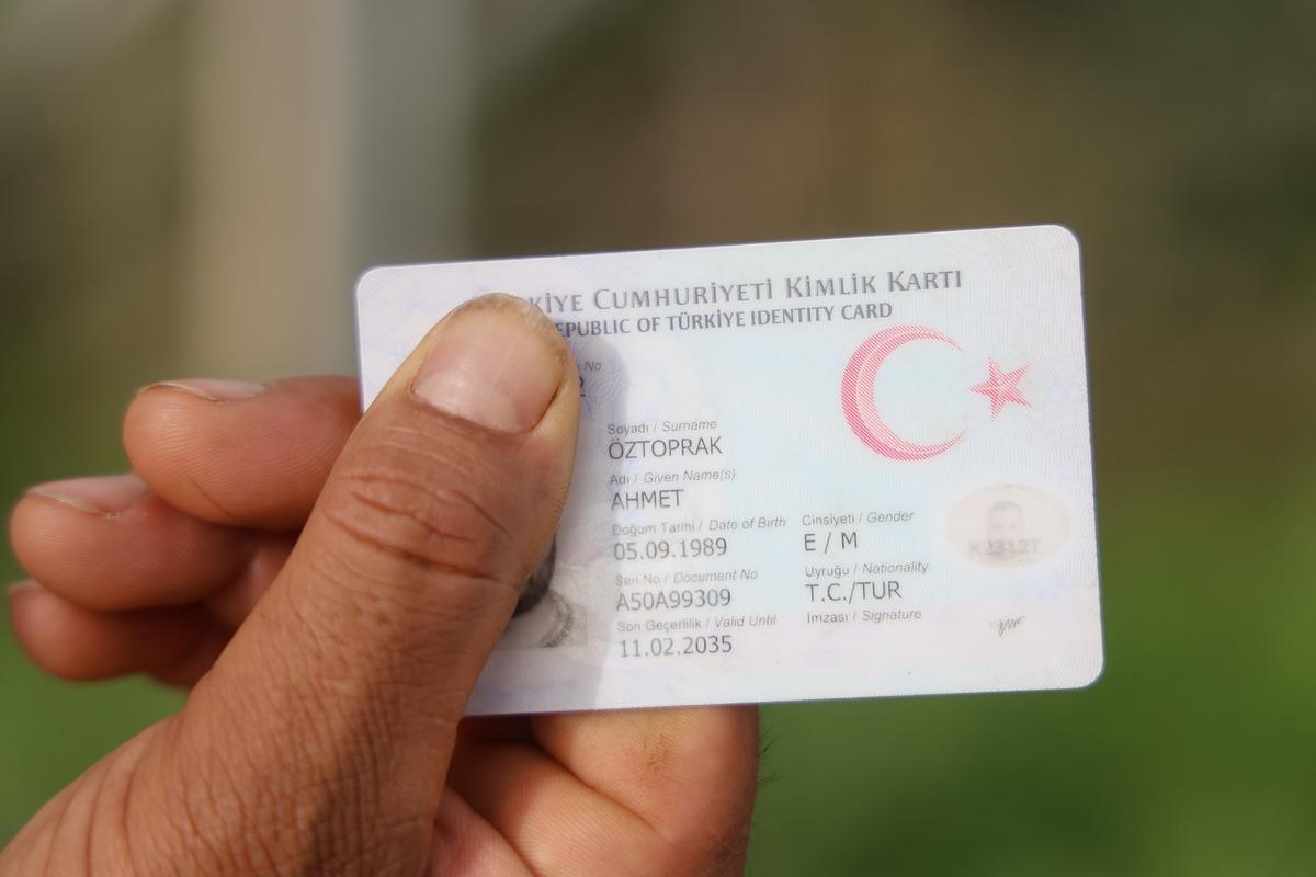 Bu mahallede herkesin soyadı aynı! Faturalar bile birbirine karışıyor 2