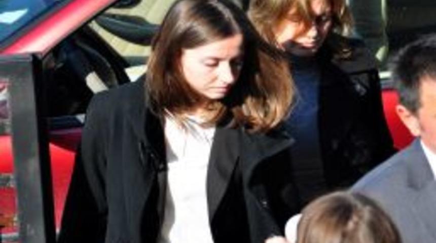 Mahkeme, &ouml;l&uuml;ml&uuml; paraş&uuml;t kazası ile ilgili bilirkişi raporu talep etti