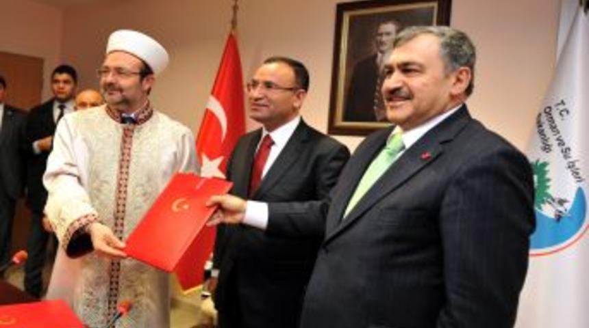 Bakanlık ile Diyanet arasında ağa&ccedil;landırma protokol&uuml; imzalandı