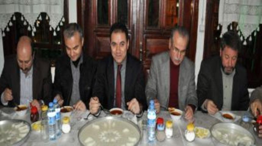 Yozgat Barosu Avukatları arabaşı yemeğinde buluştu