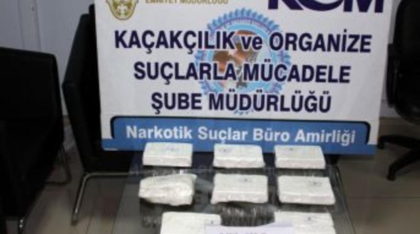 Ortadoğu&rsquo;dan uyuşturucu sevkiyatına L&uuml;bnanlı diş doktoru kuryelik yapmış