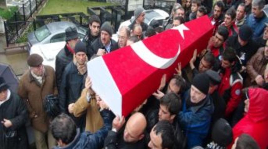 Milli kayak&ccedil;ı Aslı Nemutlu son yolculuğuna uğurlandı