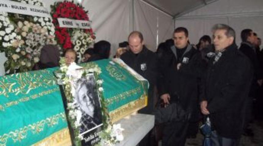 B&uuml;lent Eczacıbaşı'nın kayınvalidesi son yolculuğuna uğurlandı