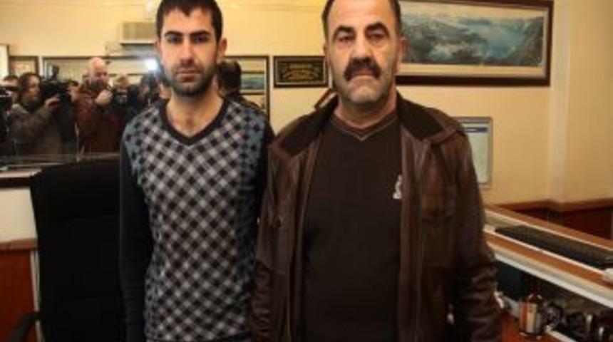 Kuyumcu soyguncusunu cami cemaati yakaladı