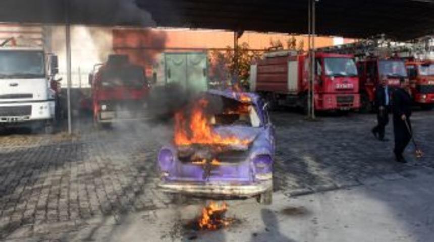 Eğitim i&ccedil;in aynı otomobili defalarca yakıp kesiyorlar