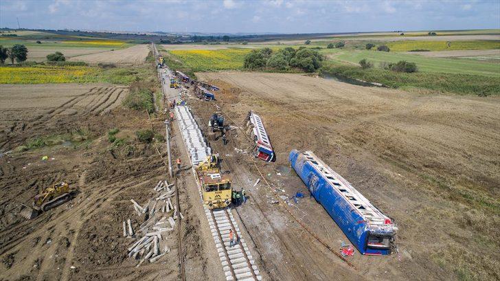 Tren faciasının yaşandığı bölgede onarım çalışmaları sürüyor  G1