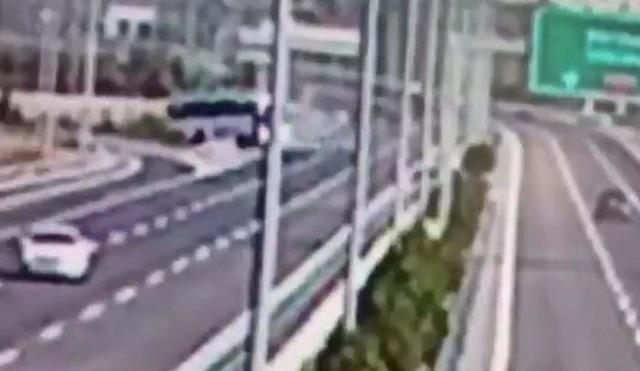 Manisa daki otob&uuml;s kazasında &ouml;l&uuml; sayısı 12&rsquo;ye &ccedil;ıktı 1