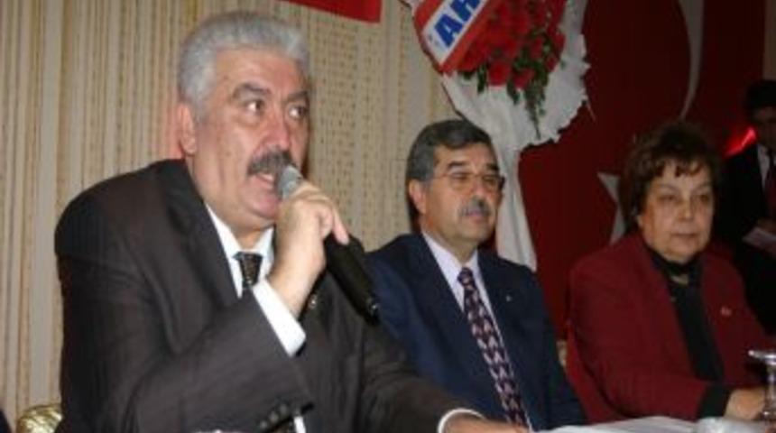 MHP Genel Başkan Yardımcısı Yal&ccedil;ın: Cumhuriyetin kimliği ile oynuyorlar