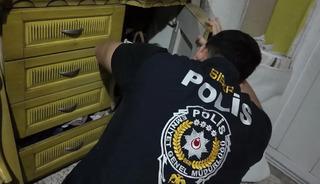 Mersin'de 1,5 milyar liralık işlem hacmi bulunan şebekeye 26 tutuklama