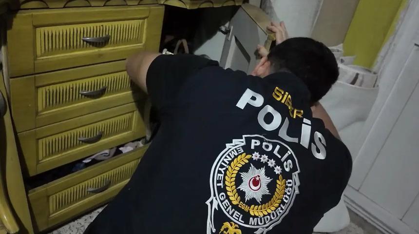 Mersin'de 1,5 milyar liralık işlem hacmi bulunan şebekeye 26 tutuklama