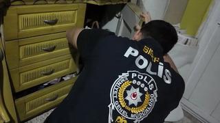 Mersin'de 1,5 milyar liralık işlem hacmi bulunan şebekeye 26 tutuklama