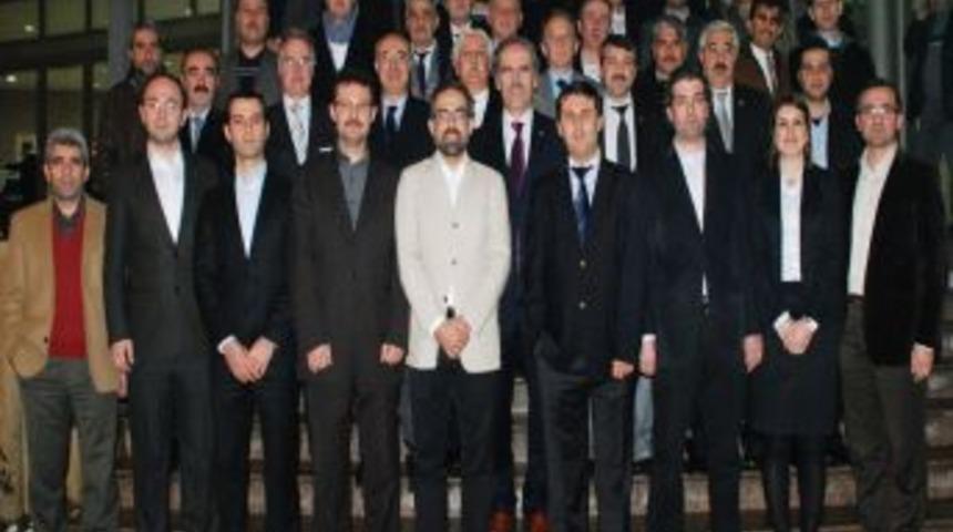 Başkan Altepe'den Birlik Grubu adayı &Ouml;zturan'a destek