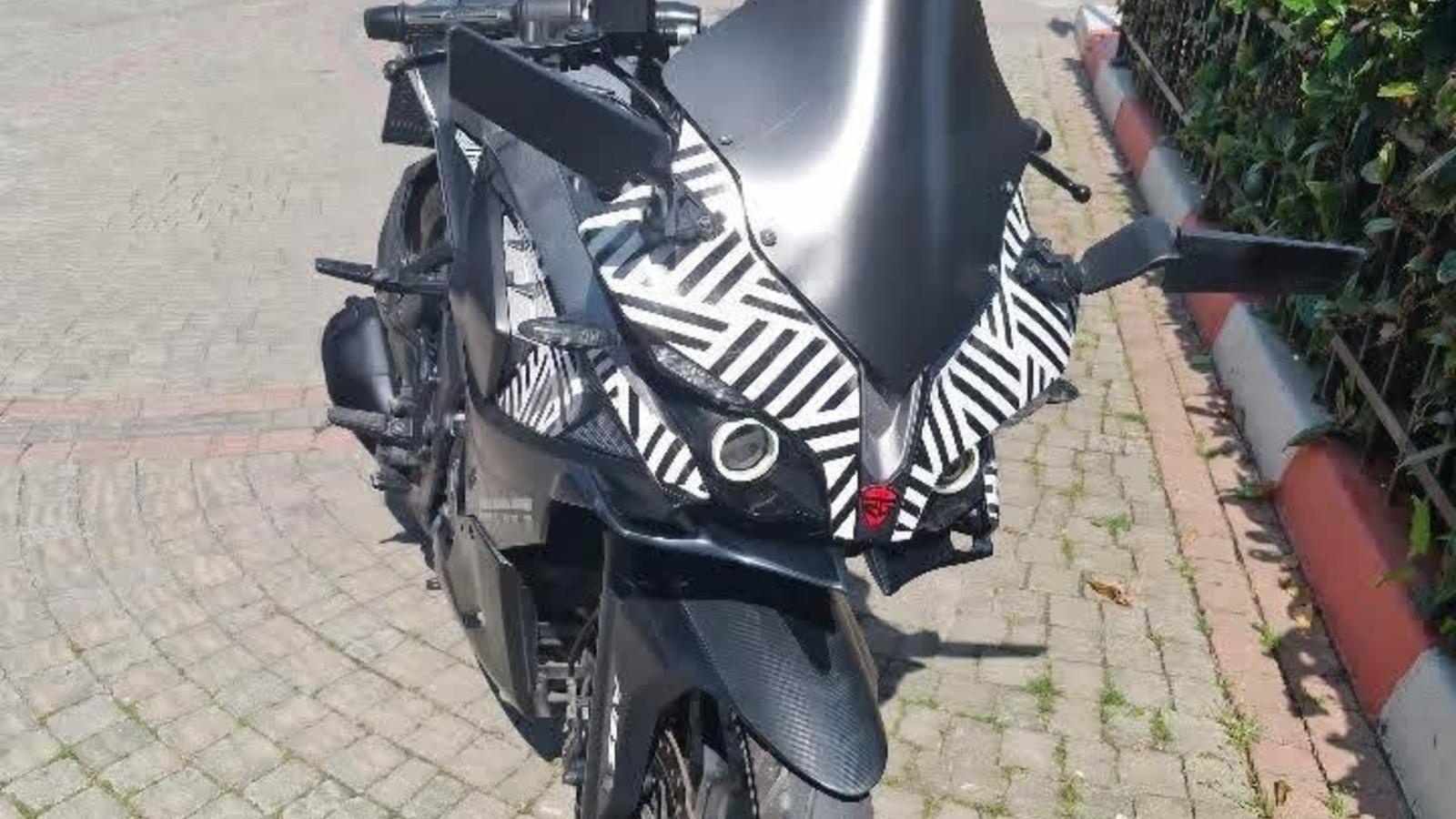 Avcılar'da motosiklet hırsızlığı kamerada