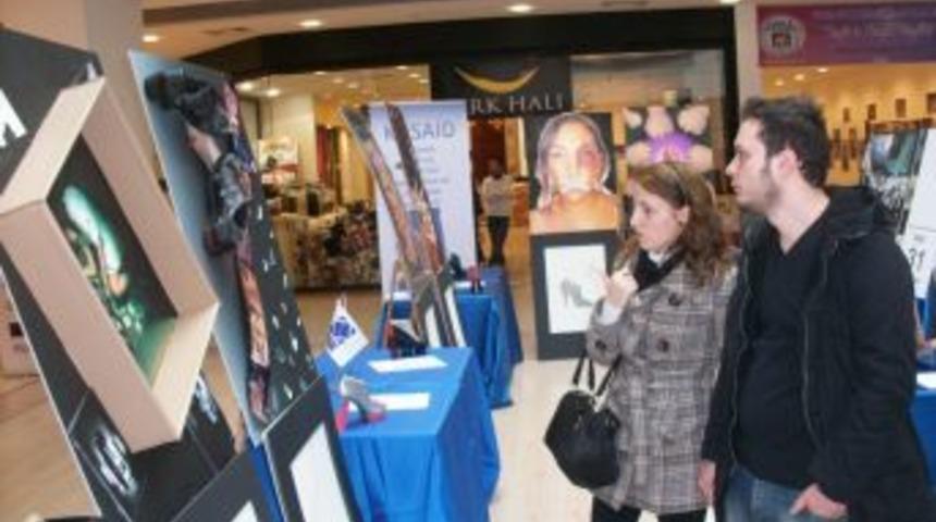 Şiddet karşıtı tasarım sergisi &Ccedil;orlu'da a&ccedil;ıldı