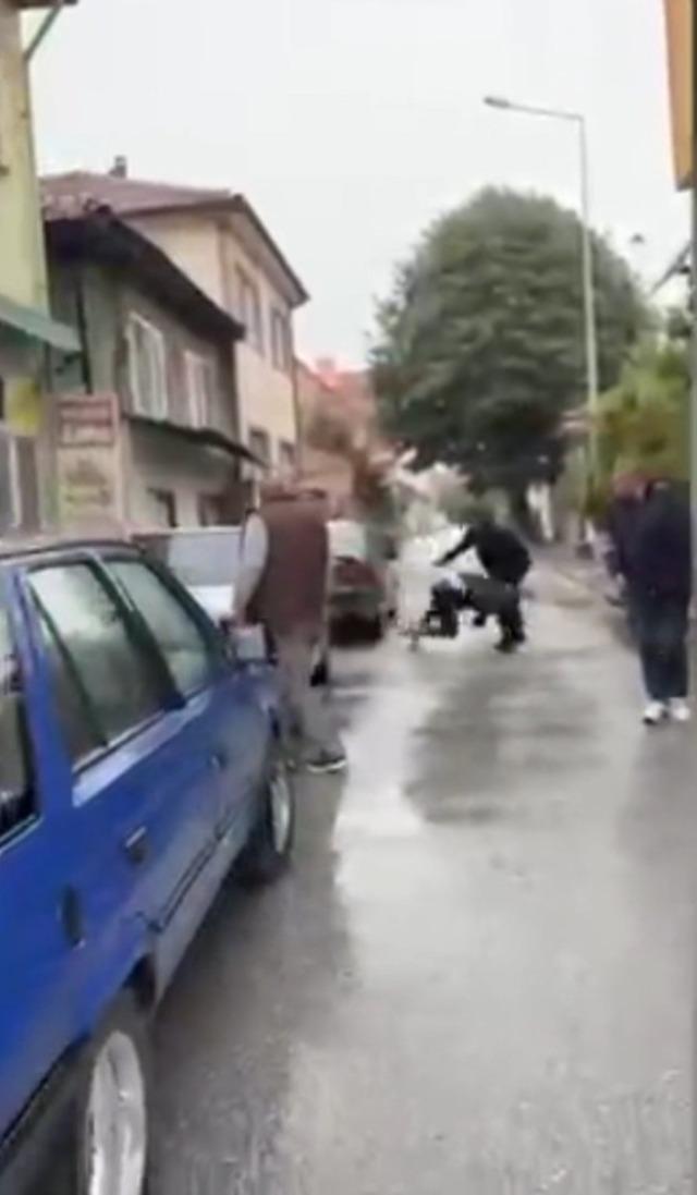 Kendisini dolandırdığını &ouml;ne s&uuml;rd&uuml;ğ&uuml; kişiyi bacaklarından vurdu 3