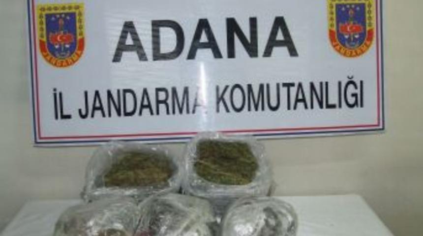 Adana'da 11 kilo esrar ele ge&ccedil;irildi