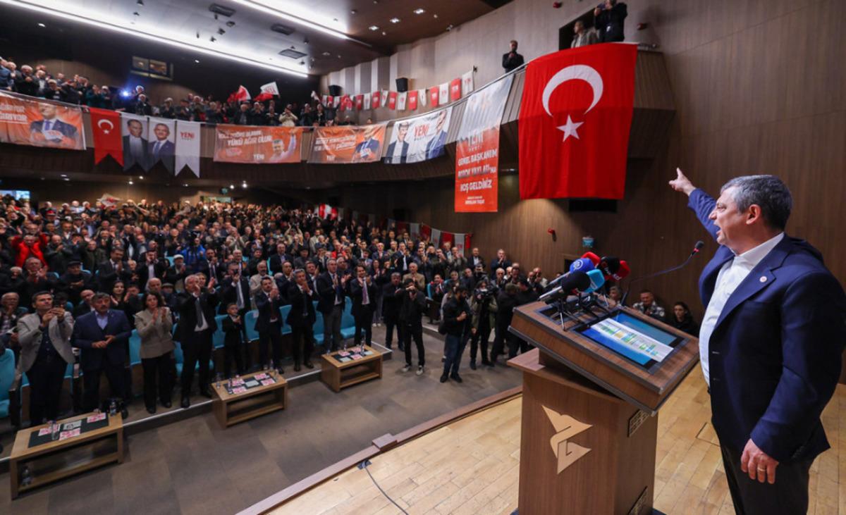 &Ouml;zg&uuml;r &Ouml;zel: 14 kere &uuml;st &uuml;ste kaybedenden genel başkan olmaz 2