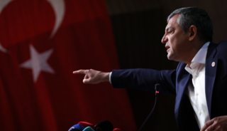  &Ouml;zel'den sert mesaj: &ldquo;Yeni ihanetlerle y&uuml;zleşebiliriz&rdquo;