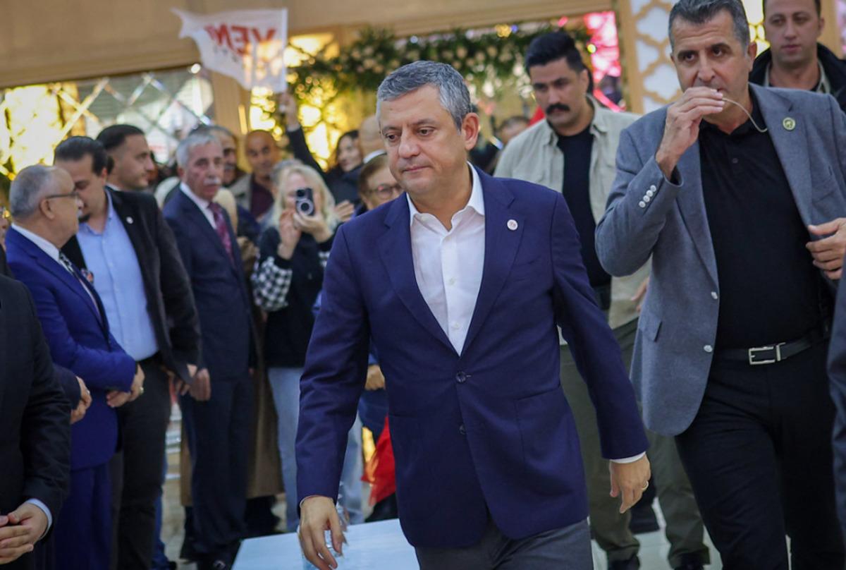 9 belediye başkanı AK Parti ye mi ge&ccedil;ecek?  &Ouml;zg&uuml;r &Ouml;zel den sert mesaj: &ldquo;Yeni ihanetlerle y&uuml;zleşebiliriz&rdquo; 1
