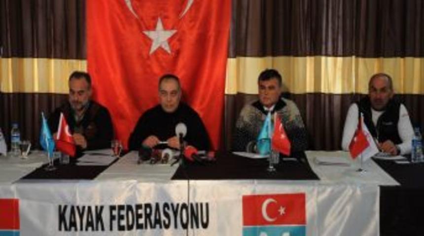 Ayık, &ldquo;Aslı Nemutlu&rsquo;nun adı &ouml;ld&uuml;ğ&uuml; pistte yaşatılacak&rdquo;