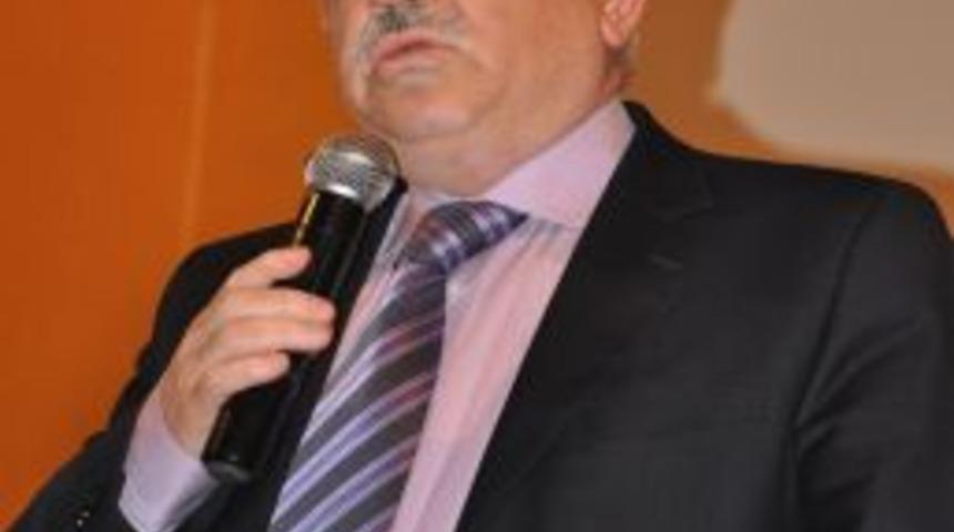 Amasya M&uuml;ft&uuml;l&uuml;ğ&uuml;'nden 'Allah, K&acirc;inat ve İnsan' konulu konferans