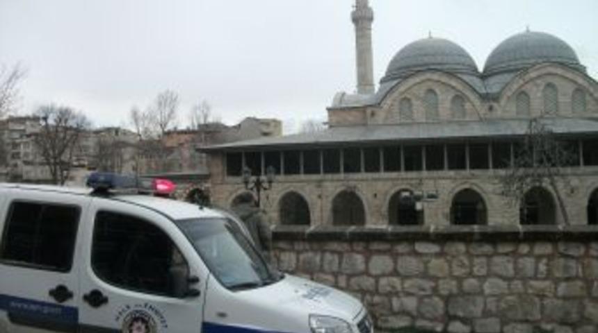 Beyoğlu&rsquo;nda 'ş&uuml;pheli kadın' alarmı