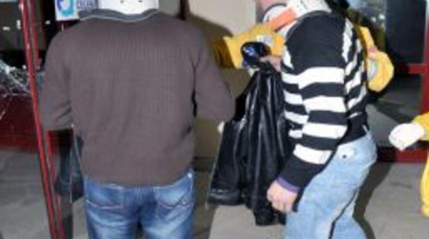 K&uuml;tahya'da trafik kazası: 6 yaralı