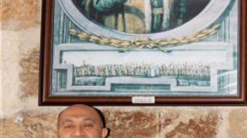 Ramazanoğlu: Yeni anayasa &ccedil;alışmalarında T&uuml;rk dil uzmanları da g&ouml;rev almalı