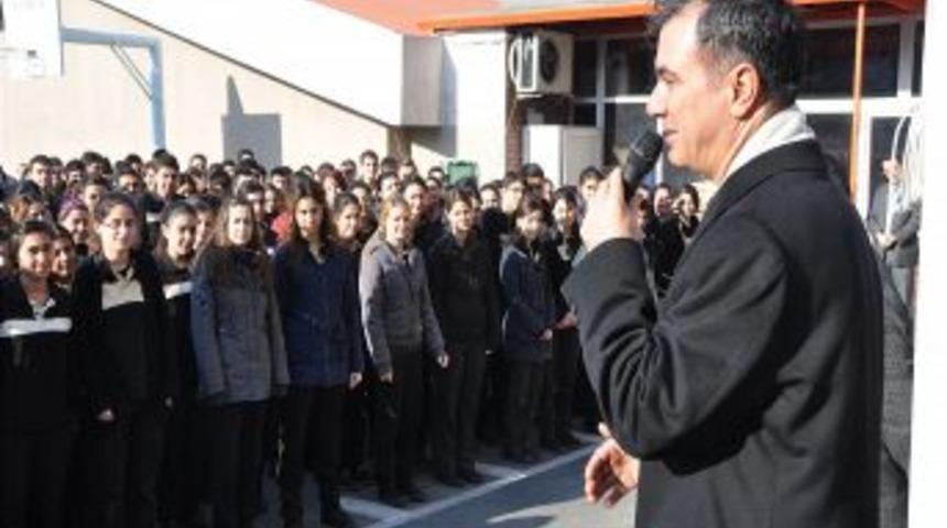 Lise son sınıf &ouml;ğrencilerine şenlik m&uuml;jdesi