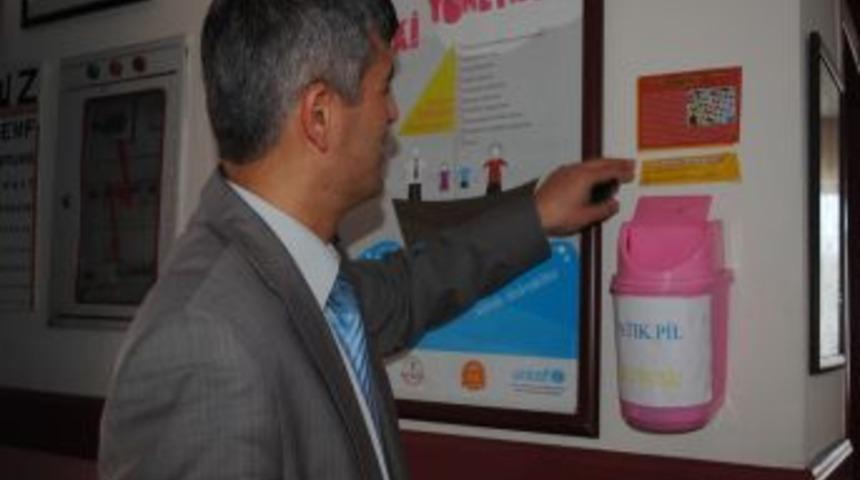 &Ouml;ğrencilerin atık pil toplama projesi kabul edildi