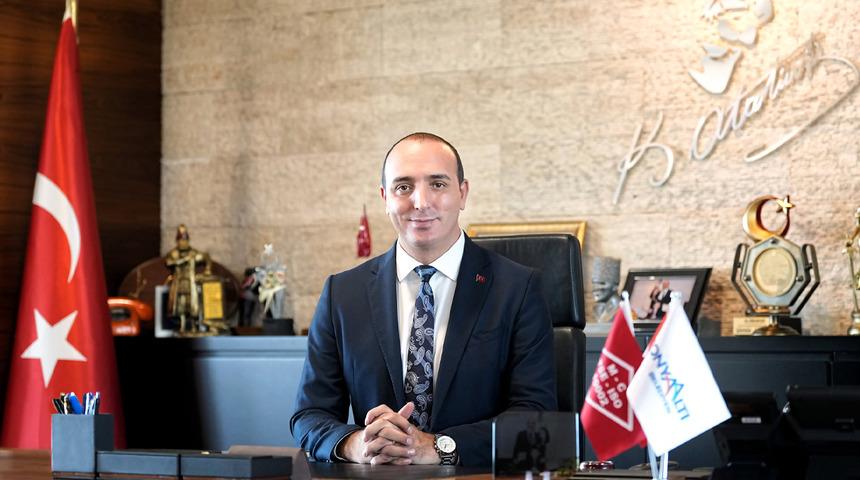 CHP'den istifa etmişti: Konyaaltı Belediye Başkanı Cem Kotan Yeni Parti&rsquo;ye katıldı