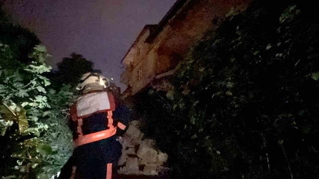 Zonguldak’ta iki katlı binada göçük 3