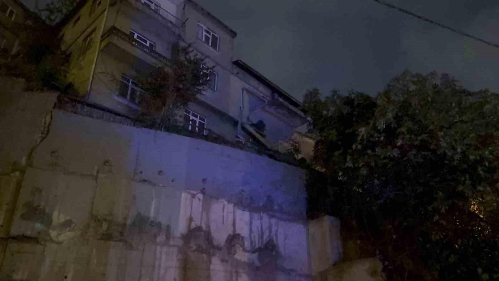 Zonguldak’ta iki katlı binada göçük