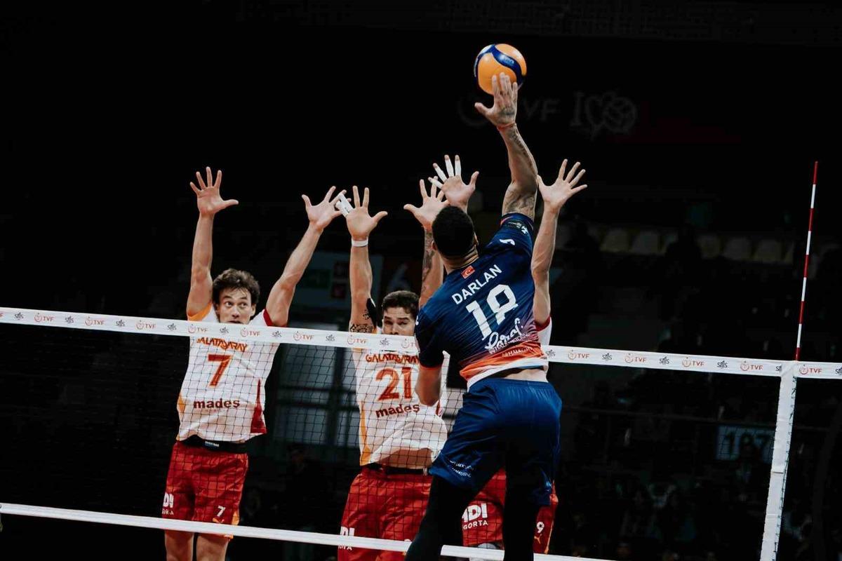 Efeler Ligi: Halkbank: 3 - Galatasaray: 1 1