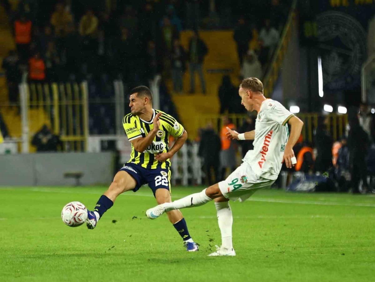 Nihat Kahveci den Fenerbah&ccedil;eli yıldıza &ouml;vg&uuml;! &ldquo;Kocaman bir maşallah&rdquo; 2