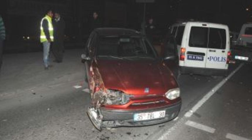 İzmir'de kaza: 2 yaralı