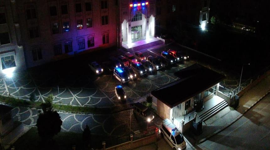 Siirt merkezli 8 ilde yasa dışı bahis operasyonu: 22 g&ouml;zaltı